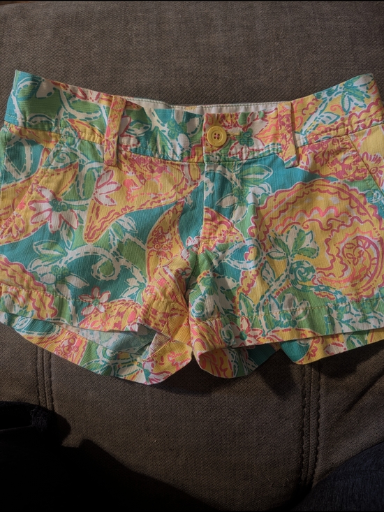 Lilly Pulitzer Pants - Lilly Pulitzer The Walsh Colorful Paisley Floral Shorts - Pop Goes the Lemur
